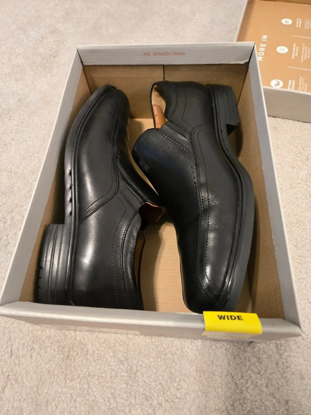 Mens Clarks dress shoes